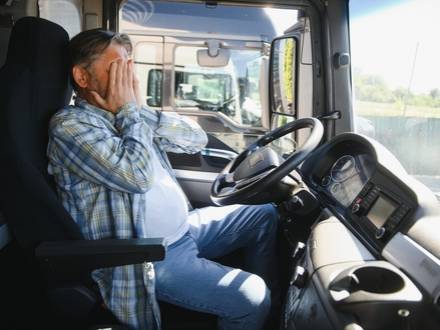 Hyde Park, IL truck accident lawyer
